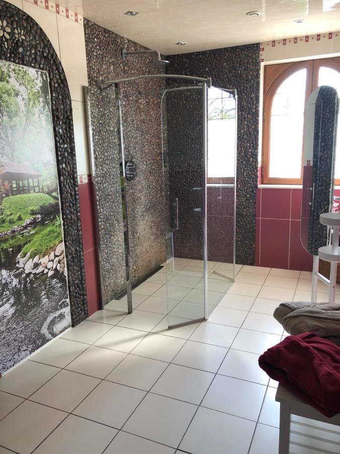 Le Jardin Des Roses Bed & Breakfast Gerponville Bagian luar foto