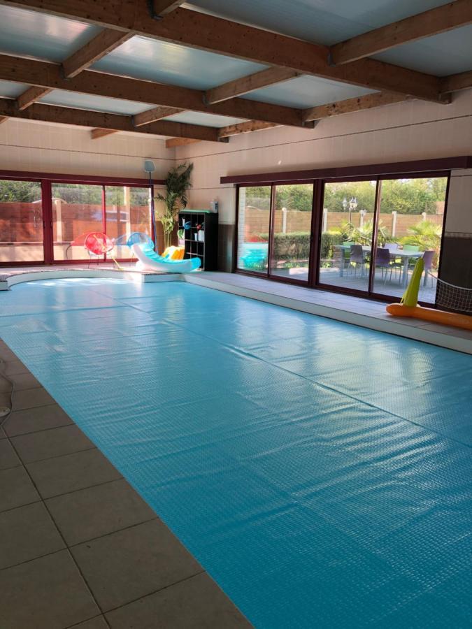 Le Jardin Des Roses Bed & Breakfast Gerponville Bagian luar foto