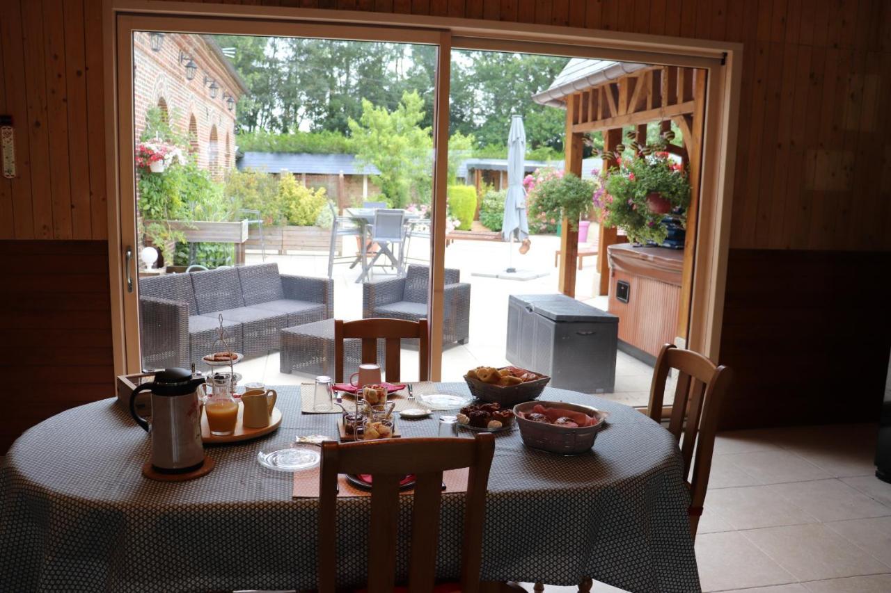 Le Jardin Des Roses Bed & Breakfast Gerponville Bagian luar foto