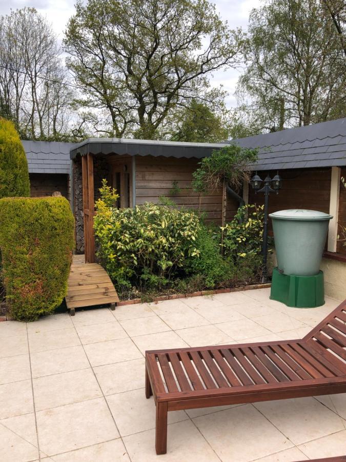 Le Jardin Des Roses Bed & Breakfast Gerponville Bagian luar foto