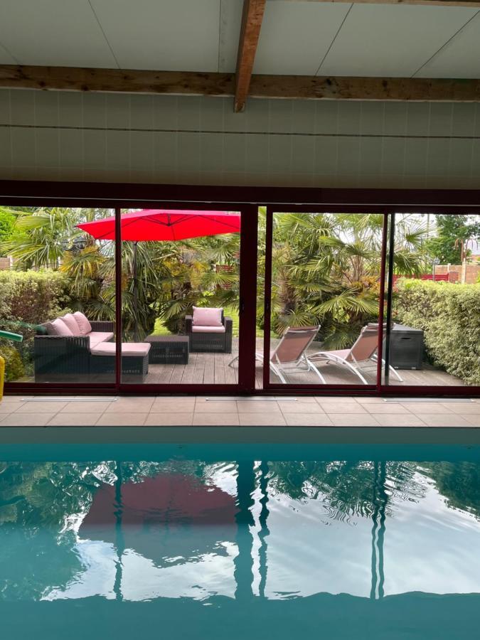 Le Jardin Des Roses Bed & Breakfast Gerponville Bagian luar foto