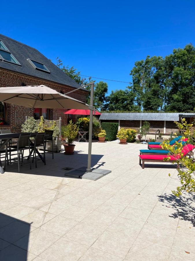 Le Jardin Des Roses Bed & Breakfast Gerponville Bagian luar foto