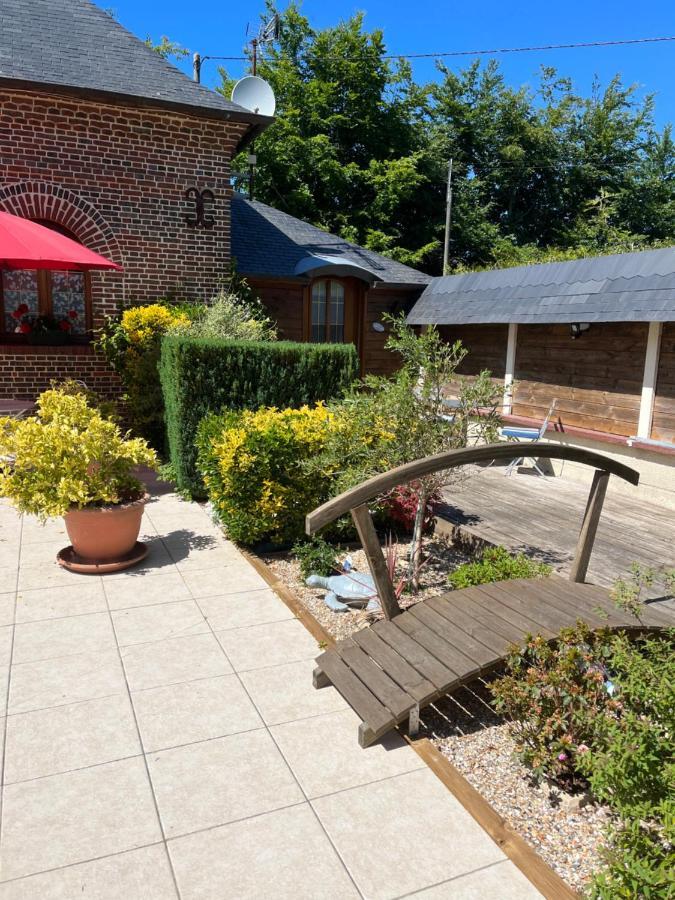 Le Jardin Des Roses Bed & Breakfast Gerponville Bagian luar foto